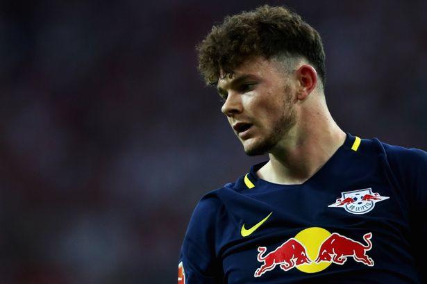 32亿欧元 32亿欧元